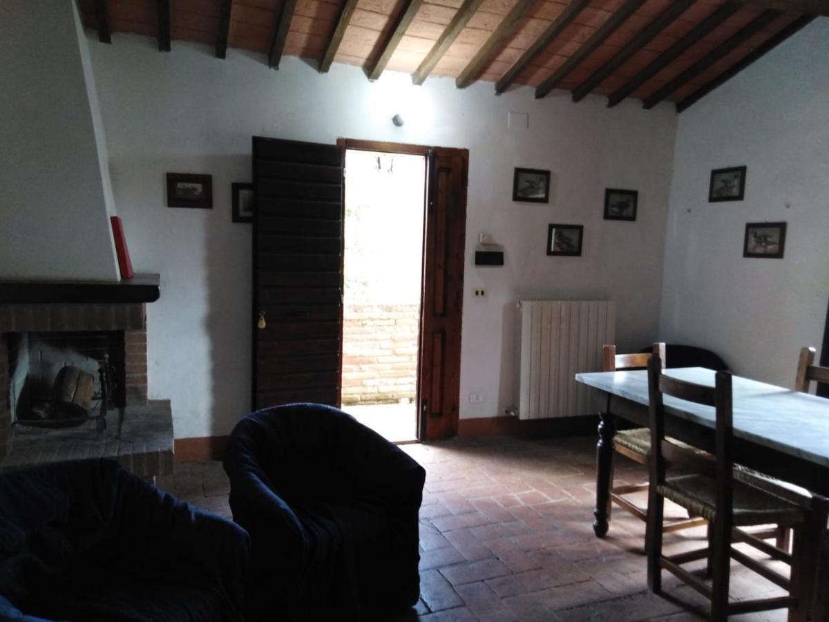 Agritur Villa Osvaldo Castiglione Del Lago Perugia Colazione Piscina Acqua Salata Buitenkant foto